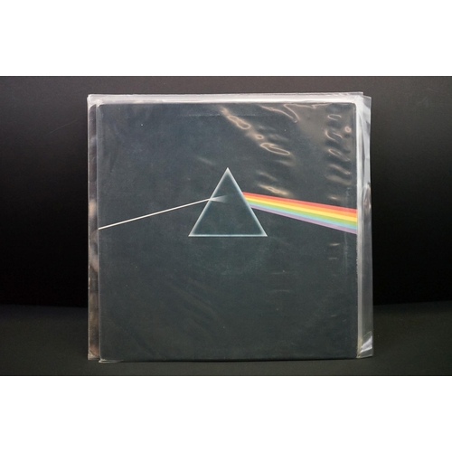 393 - Vinyl - 10 Pink Floyd LPs to include Animals (SHVL 815), Dark Side Of The Moon (SHVL 804) no inserts... 