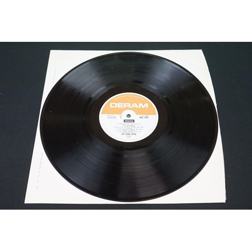 516 - Vinyl - Ten Years After Undead on Deram DML 1023 mono brown and white Deram labels, marks to side 2.... 