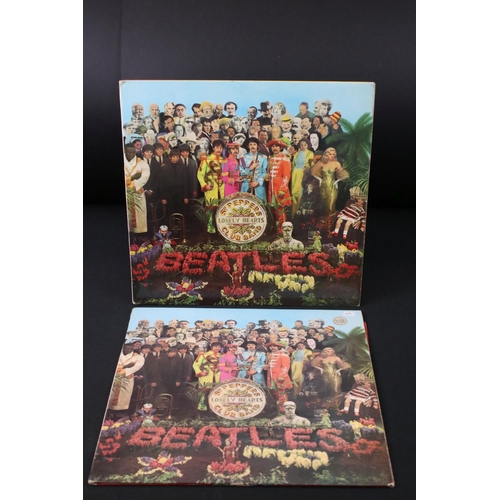 622 - Vinyl - Two copies of The Beatles Sgt Pepper to include PMC 7027 and PCS 7027 both with Sold In UK a... 