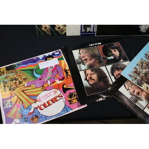 625 - Vinyl - 9 The Beatles LPs to include With The Beatles, A Hard Days Night, Help!, Rubber Soul x 2 (mo... 