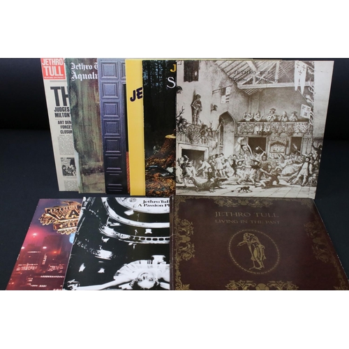 637 - Vinyl - 18 Jethro Tull LPs spanning their career to include Minstrel In The Gallery, .War Child, A P... 