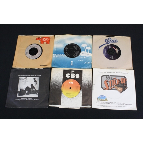 673 - Vinyl - Over 100 mainly UK Original 1960s and 1970s Pop and Rock singles, to include: The Beatles, R... 