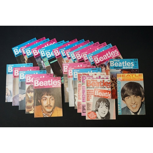 771 - Memorabilia - 22 copies of The Beatles Monthly Book from January 1983 to July 1988, The Beatles Appr... 