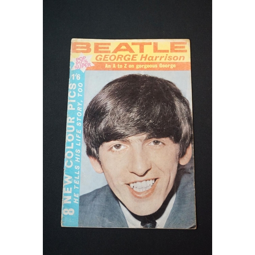 771 - Memorabilia - 22 copies of The Beatles Monthly Book from January 1983 to July 1988, The Beatles Appr... 