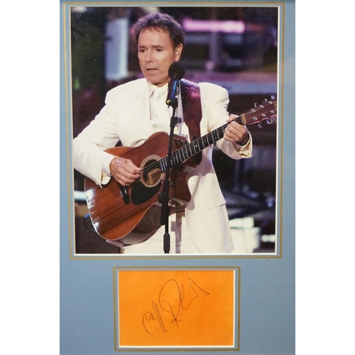 777 - Memorabilia & Autographs - A signed picture of Phil Collins, along with a Cliff Richard autograph si... 