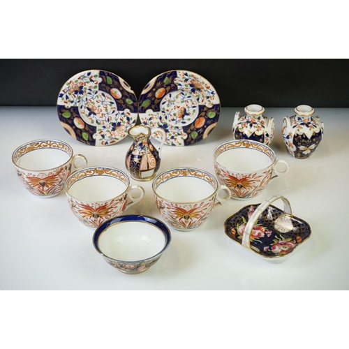 17 - Group of Early 19th Century Crown Derby Imari pattern ceramics, to include two saucers, a pair of mi... 