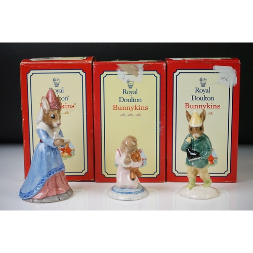 56 - Royal Doulton Bunnykins - 6 pieces to include a mug, tea plate, cereal bowl and 3 boxed figures (Sun... 