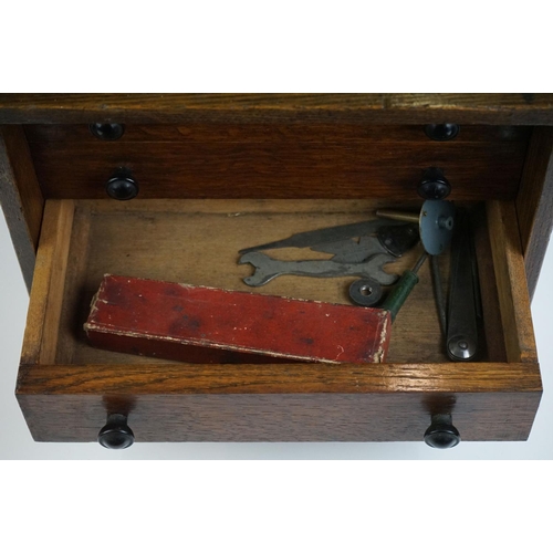 95 - Vintage oak tool chest