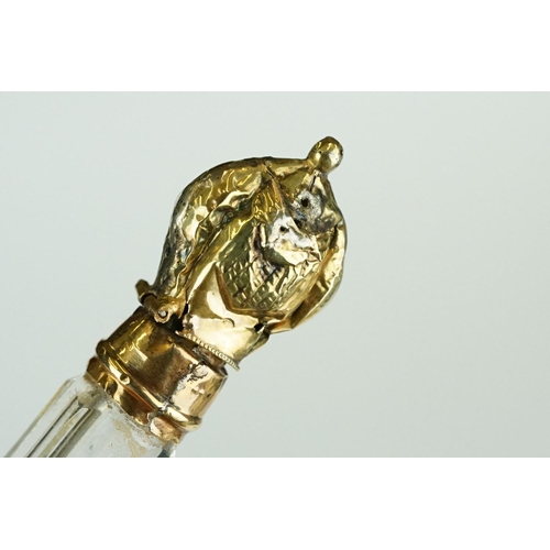 274 - Late 18th century glass scent bottle, tapered faceted form with bulbous base, yellow metal mounts, c... 