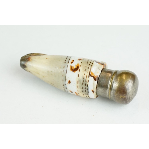 329 - 19th century scent bottle modelled as a hand-painted sea-shell, screw cap, length approx 6.5cm

Prov... 