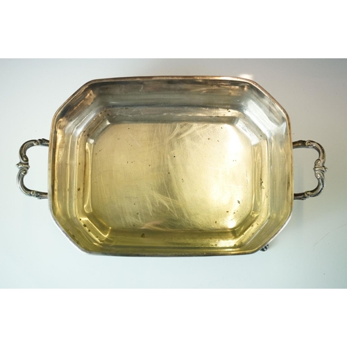 426 - A mid 20th century silver plated cut glass lemonade / cocktail cooling cooling jug together with a w... 