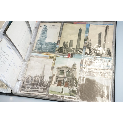 442 - Collection of postcards contained within two albums, spanning the 20th Century, mainly depicting bui... 