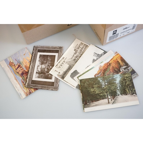 451 - Collection of mostly early 20th Century postcards to include British, German and Belgian examples, f... 