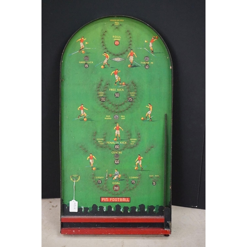 473 - A 1950s KAY Pinball football game, 73cm