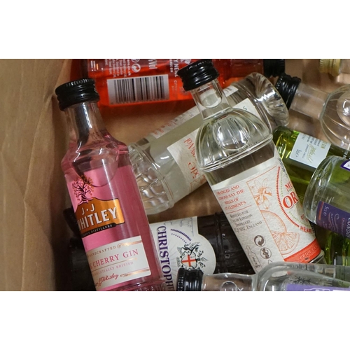 500 - Gin - Large collection of 150 miniature bottles of gin, to include City of London Distillery (Murcia... 