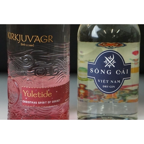 503 - Gin - Five 70cl Bottles to include City of London Distillery Brazilian Lime Gin 40.3% Vol, 2 x Kirkj... 