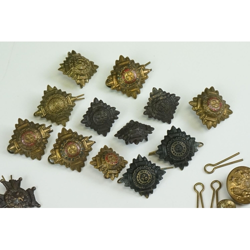 12 - A Small Collection Of British Militaria Relating To The Notts & Derby Regiment To Include Cap Badges... 