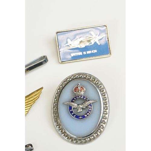 35 - A Collection Of Ten Royal Air Force / RAF Sweetheart Brooches, Many With The Kings Crown, To Include... 