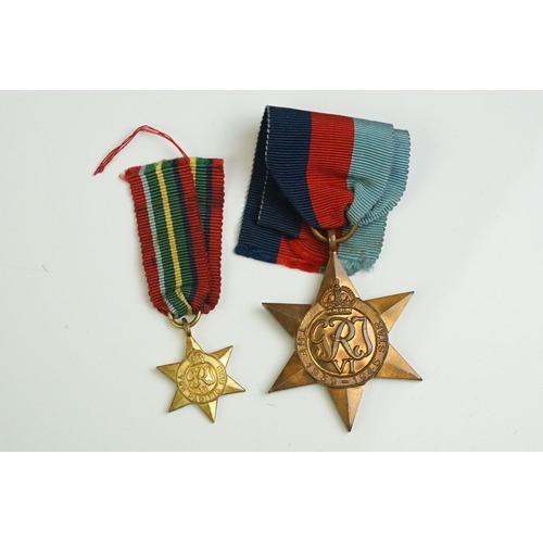 89 - A Small Collection Of Five Military Medals To Include A Full Size British World War Two 1939-45 War ... 