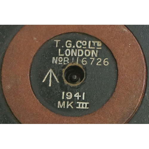 90 - A British World War Two Military Issued Mk.III Marching Compass By T.G.Co. Ltd Of London, No. B11672... 