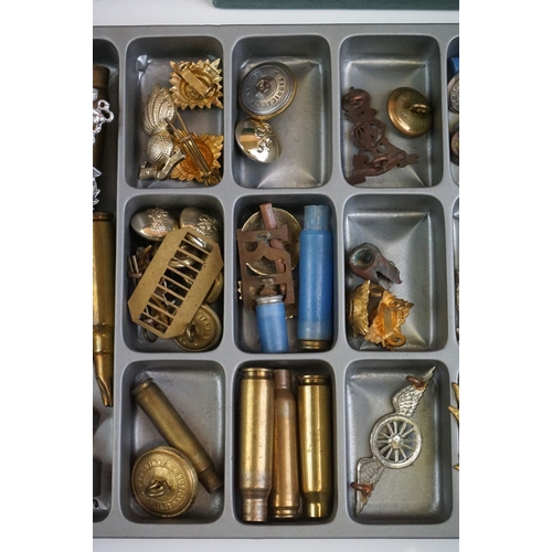 108 - A Small Collection Of Mixed Militaria To Include Buttons, Badges, Ration Book, Cloth Badges and Iner... 