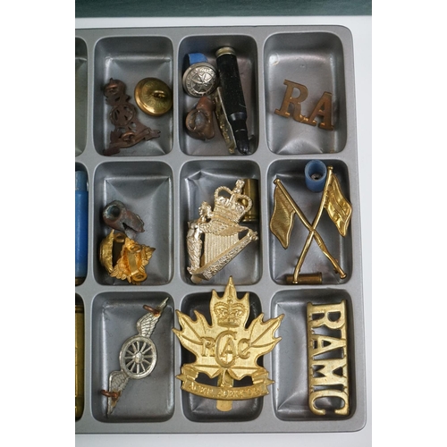 108 - A Small Collection Of Mixed Militaria To Include Buttons, Badges, Ration Book, Cloth Badges and Iner... 