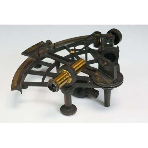 133 - A Late 19th / Early 20t Century Naval Sextant, No Visible Makers Marks.