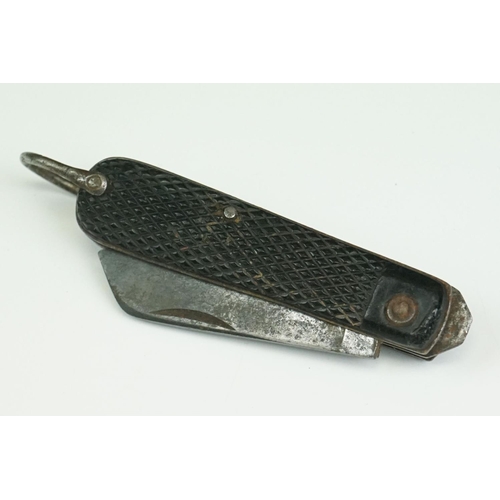 173 - A British Military World War Two Army Jack Knife, Dated For 1945.