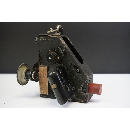 187 - A British World War Two Military Issued Bubble Sextant MK.IX BM. No.7688/42.