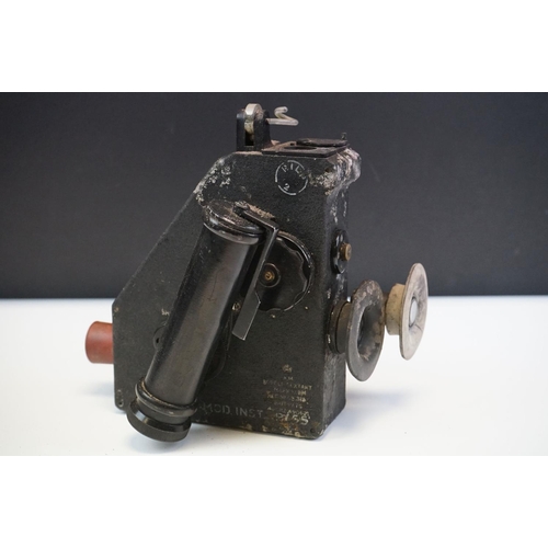 187 - A British World War Two Military Issued Bubble Sextant MK.IX BM. No.7688/42.