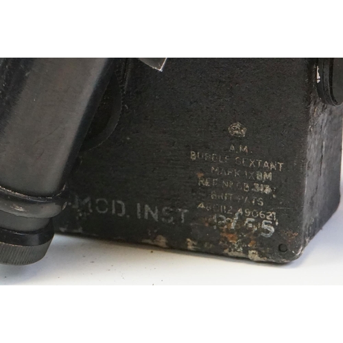 187 - A British World War Two Military Issued Bubble Sextant MK.IX BM. No.7688/42.