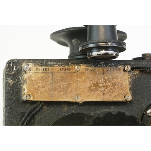 187 - A British World War Two Military Issued Bubble Sextant MK.IX BM. No.7688/42.