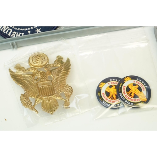 216 - A Collection Of United States Of America Military Collectables To Include Cap Badges, Cloth Badges A... 