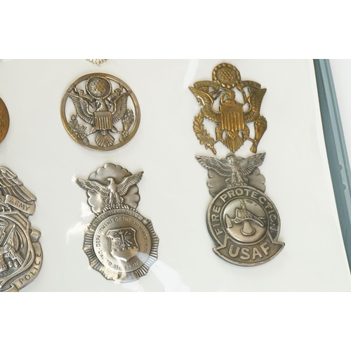 216 - A Collection Of United States Of America Military Collectables To Include Cap Badges, Cloth Badges A... 