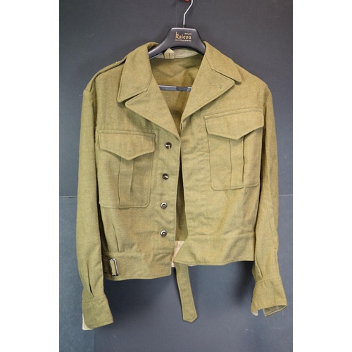 192 - A Collection Of Three x 1950's Australian Army Battledress Blouses, One Of The Blouses Fitted With R... 