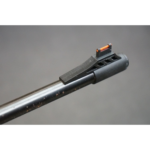 359 - A SMK 19-18 CAL. 5.5mm / .22 Air Rifle.