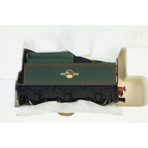 12 - Boxed Hornby OO gauge NRM National Rail Museum Special Edition R2385 BR 4-6-2 West Country Class Win... 