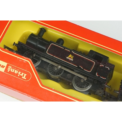 101 - Five boxed OO / HO gauge locomotives to include Dapol D22 2-6-2 Prairie GWR green, 2 x Bachmann (315... 