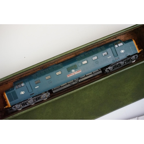 102 - 11 OO gauge locomotives to include a boxed Airfix 54150-1 Prairie Tank Locomotive 2-6-2 (GWR Green L... 