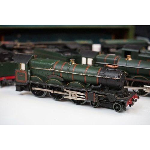 102 - 11 OO gauge locomotives to include a boxed Airfix 54150-1 Prairie Tank Locomotive 2-6-2 (GWR Green L... 