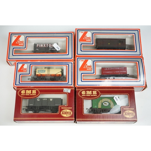 103 - 55 Boxed OO gauge items of rolling stock to include 9 x Wrenn, 12 x Airfix, 25 x Triang / Hornby, 5 ... 