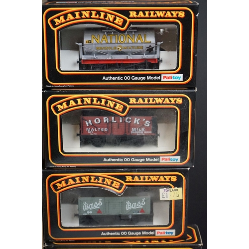 104 - 37 Boxed Palitoy Mainline OO gauge items of rolling stock mainly featuring wagons, with some duplica... 