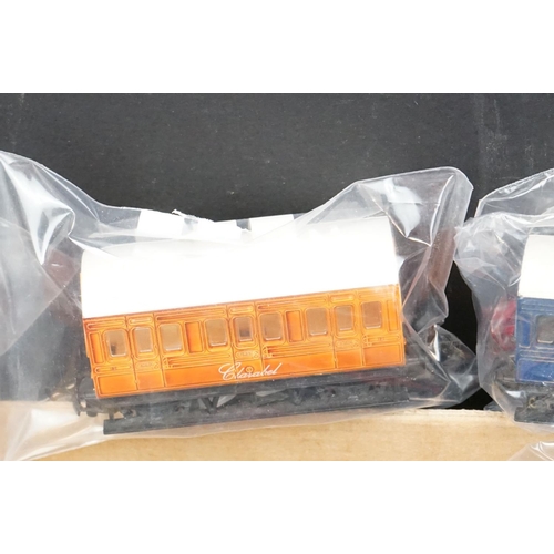 105 - 0ver 50 OO gauge items of rolling stock to include Hornby, Lima and Triang featuring coaches, tanker... 