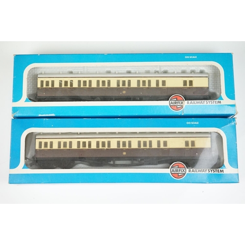 107 - 20 Boxed OO gauge items of rolling stock to include 8 x Lima, 7 x Airfix, 4 x Triang/Hornby and 1 x ... 