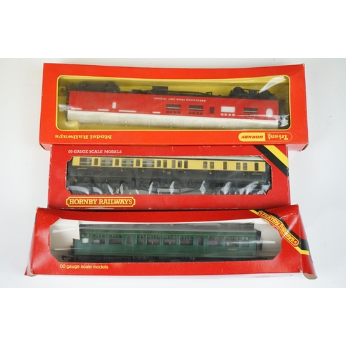 107 - 20 Boxed OO gauge items of rolling stock to include 8 x Lima, 7 x Airfix, 4 x Triang/Hornby and 1 x ... 