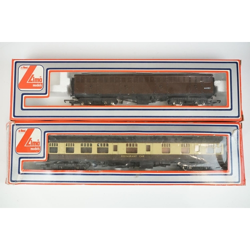 107 - 20 Boxed OO gauge items of rolling stock to include 8 x Lima, 7 x Airfix, 4 x Triang/Hornby and 1 x ... 