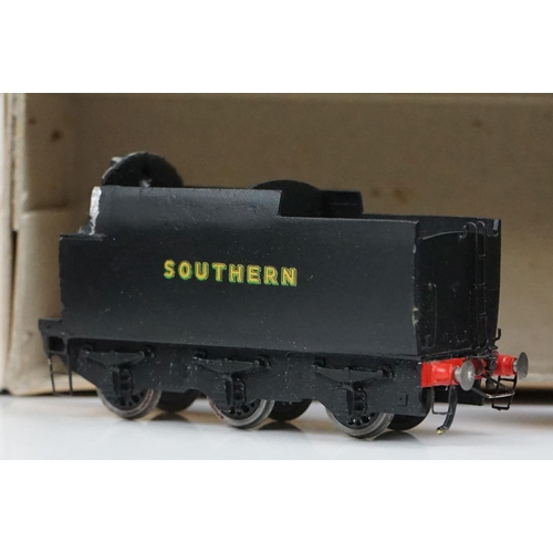 112 - Two boxed OO gauge metal kit locomotives (both built) to include Little Engines SR/BR 01 Tender Loco... 