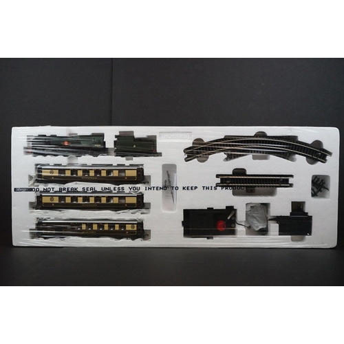 34 - Boxed Hornby Marks & Spencer R1062 Venice Simplon Orient Express British Pullman Train set complete,... 