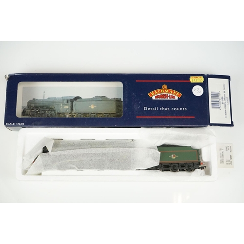 55 - Three boxed Bachmann OO gauge locomotives to include 31550 V2 60800 Green Arrow BR green l/crest, 32... 
