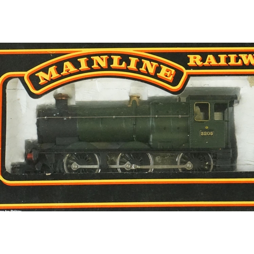 69 - Five boxed OO gauge locomotives to include 3 x Pailtoy Mainline (37058 0-6-0 2251 Collett GWR green,... 